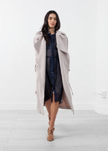 Load image into Gallery viewer, 2015-03-05_Ashley_Look_07_19482_8935_6f5d5b3e-4788-4aee-a757-af10acc5c52d.jpg