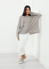 Load image into Gallery viewer, 040115_Ashley_Look25_30523_17720.jpg