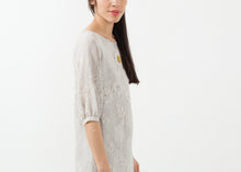 Load image into Gallery viewer, 2015-03-20_Ashley_Look_22_23520_15611.jpg