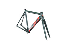 Load image into Gallery viewer, KEIRINTRACK_2015_SEAMLESS_3RD_GREEN_WEB.jpg