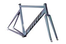 Load image into Gallery viewer, KEIRINPROTRACK_2014_SEAMLESS_3RD_DUOCHROME_WEB.jpg