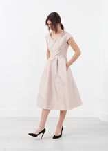 Load image into Gallery viewer, 2015-03-07_Lana_LOOK5_30742_10980.jpg
