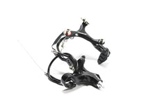 Load image into Gallery viewer, brake_and_handle_web_1.jpg
