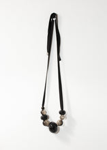 Load image into Gallery viewer, product_necklace_mariacalderara_anchor-necklace01.jpg
