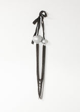 Load image into Gallery viewer, product_necklace_mariacalderara_cascade-necklace_silver01.jpg
