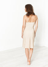 Load image into Gallery viewer, 2014-10-18_Lana_Look_01_04.jpg
