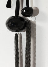 Load image into Gallery viewer, product_necklace_mariacalderara_cascade-necklace_black02.jpg
