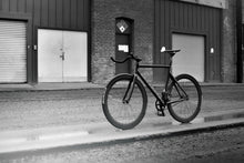 Load image into Gallery viewer, keirin-lifestyle-black-PRO-2-WEB.jpg
