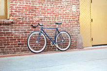 Load image into Gallery viewer, KAR_20130629-4062.jpg
