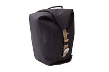 Load image into Gallery viewer, BROOKS_LANDS_END_PANNIER_0002_Layer_4.jpg
