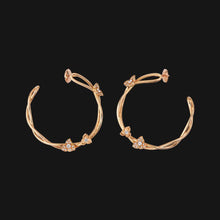 Load image into Gallery viewer, 18k-rose-gold-intertwined-earrings.jpg
