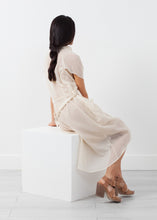 Load image into Gallery viewer, 2015-03-05_Ashley_Look_08_32082_8979.jpg
