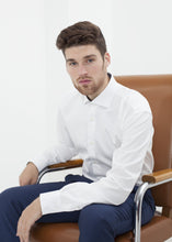 Load image into Gallery viewer, 2014-09-14_Spencer_Look_05_08.jpg

