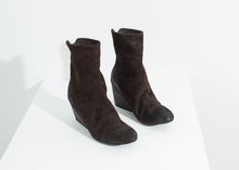 Load image into Gallery viewer, Product_Shoes_marsell_PennolinaCalfBoot_Brown01_a8a3e522-b4dc-461c-9b77-178102ffa1ae.jpg
